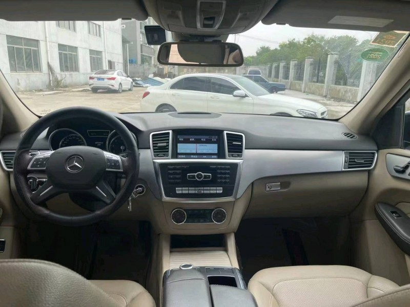 苏州14年奔驰ML5