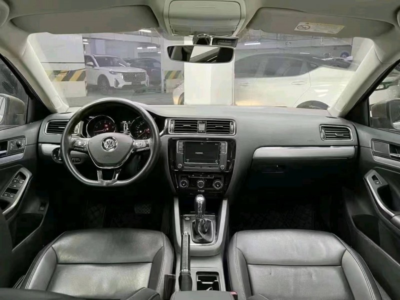 成都18年大众速腾9