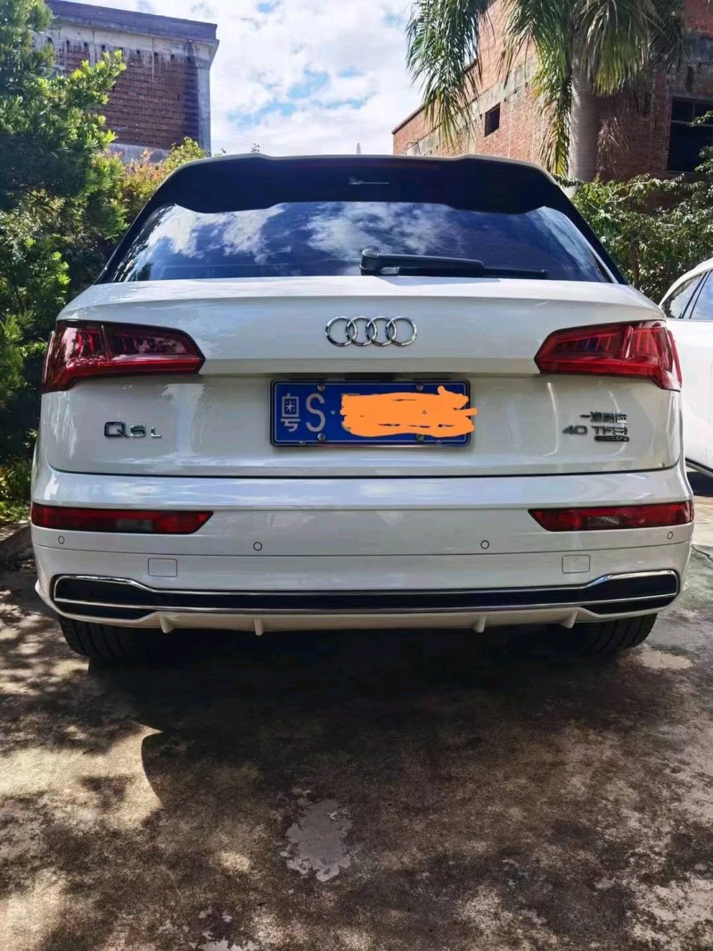 珠海21年奥迪Q55