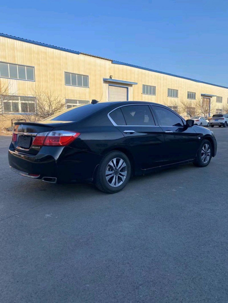 沈阳16年本田雅阁3