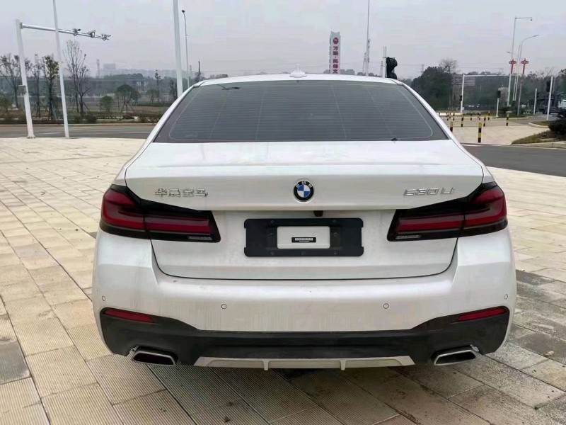 邯郸22年宝马5系4