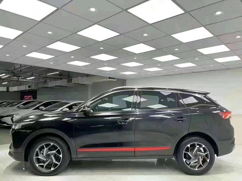 成都21年东风AX7pro7