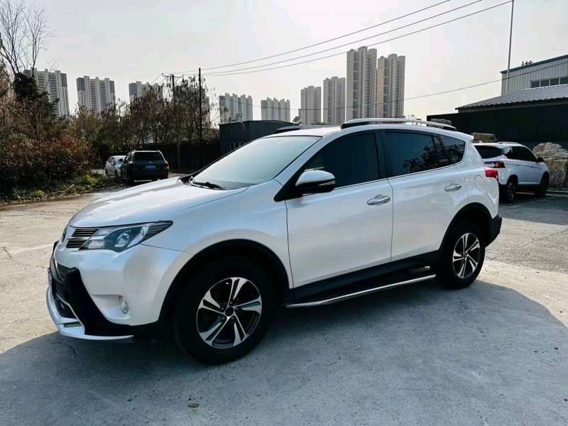 沈阳15年丰田RAV4荣放2