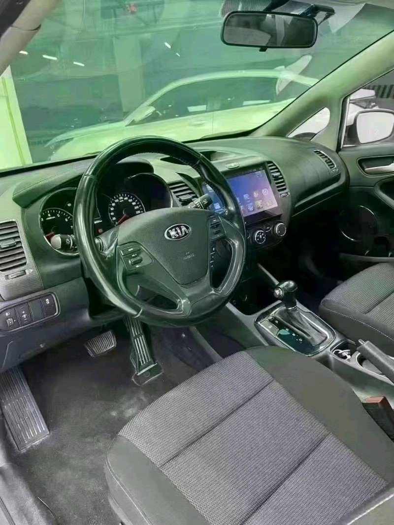 成都18年起亚K36