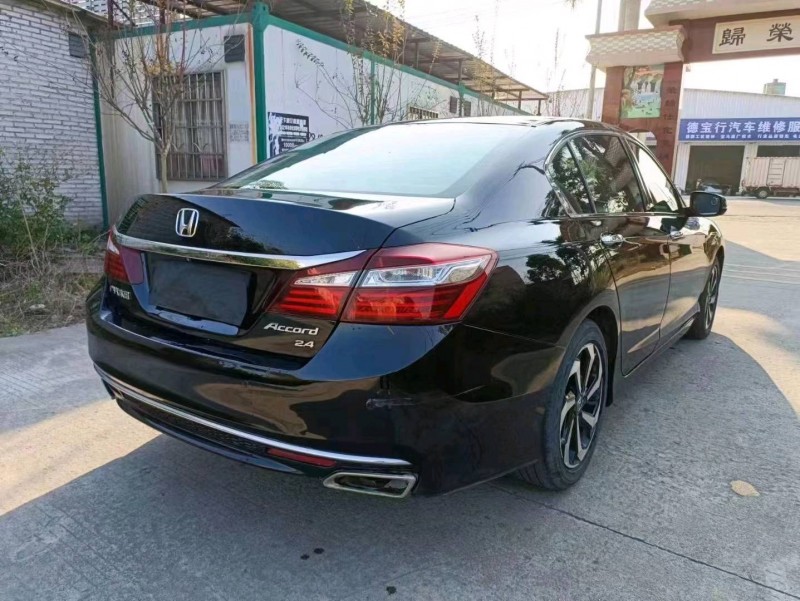 广州17年本田雅阁5