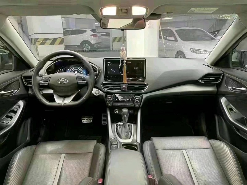 成都20年现代菲斯塔7