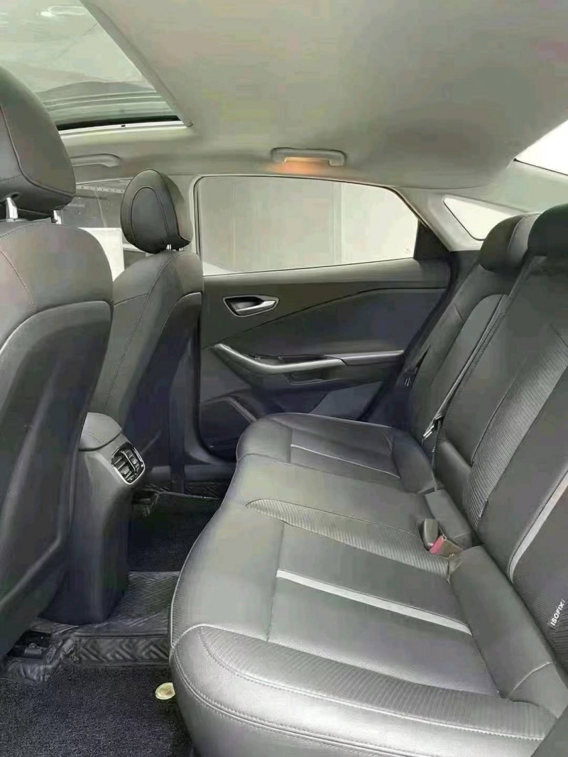 成都20年现代菲斯塔9