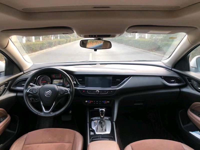 徐州20年别克君威4