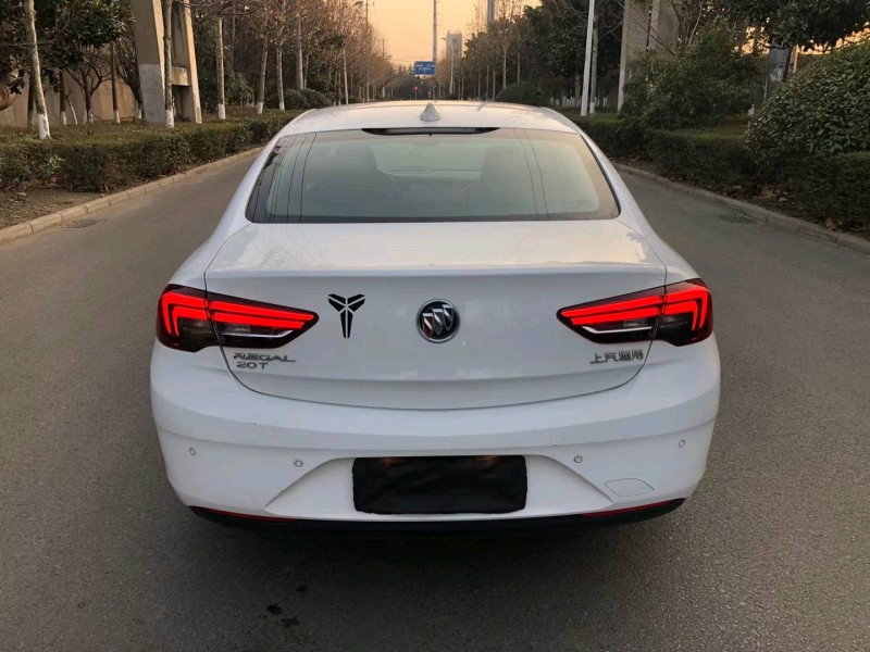 徐州20年别克君威1