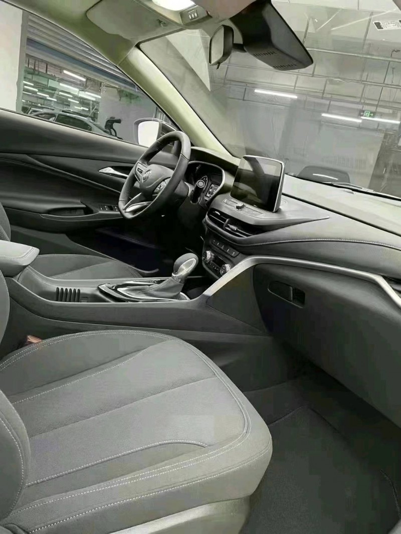 成都22年别克昂科拉8