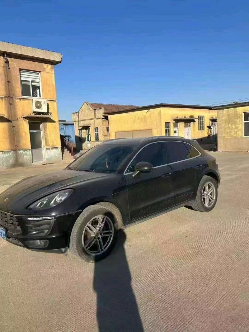 枣庄15年保时捷Macan4