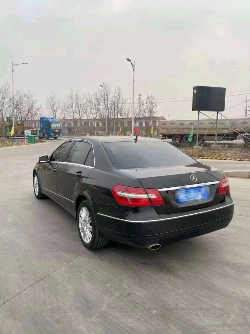 枣庄11年奔驰E8