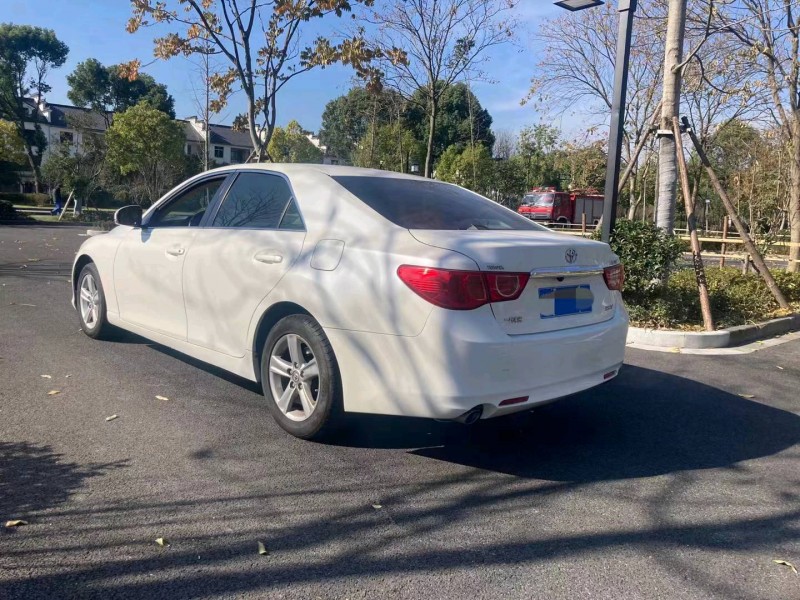 邯郸13年丰田锐志7