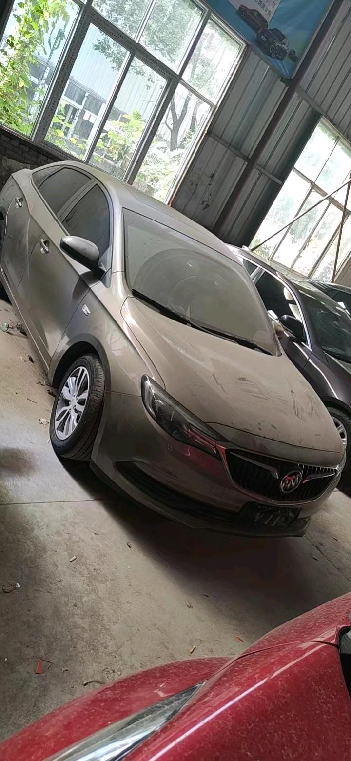 武汉22年别克英朗3