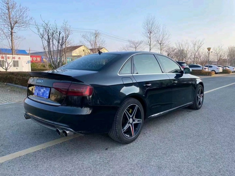 潍坊13年奥迪A4L7