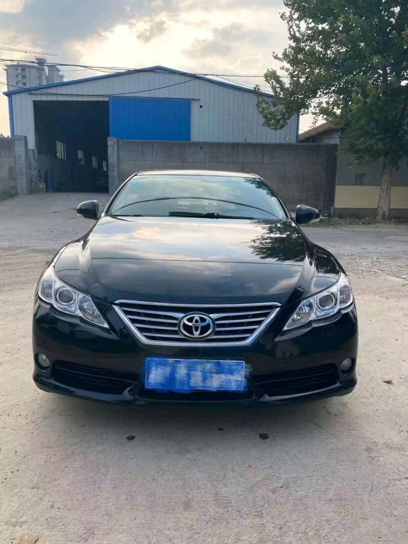 潍坊12年丰田锐志9