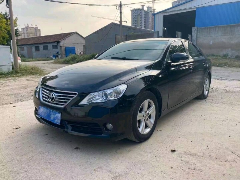 潍坊12年丰田锐志8