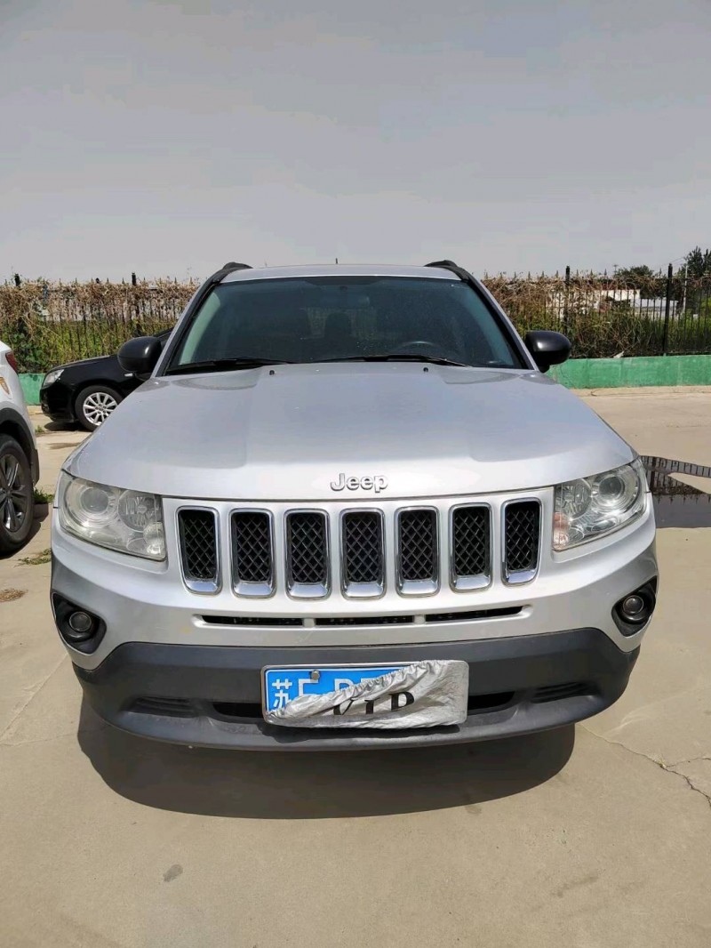 石家庄12年Jeep指南者1