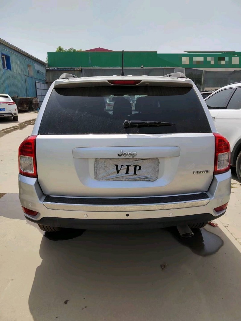 石家庄12年Jeep指南者9