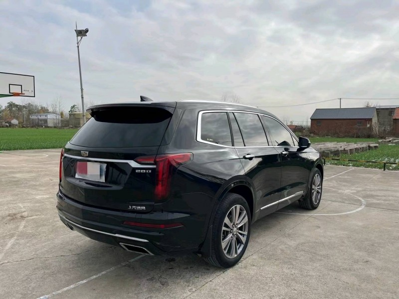 徐州20年凯迪拉克XT62