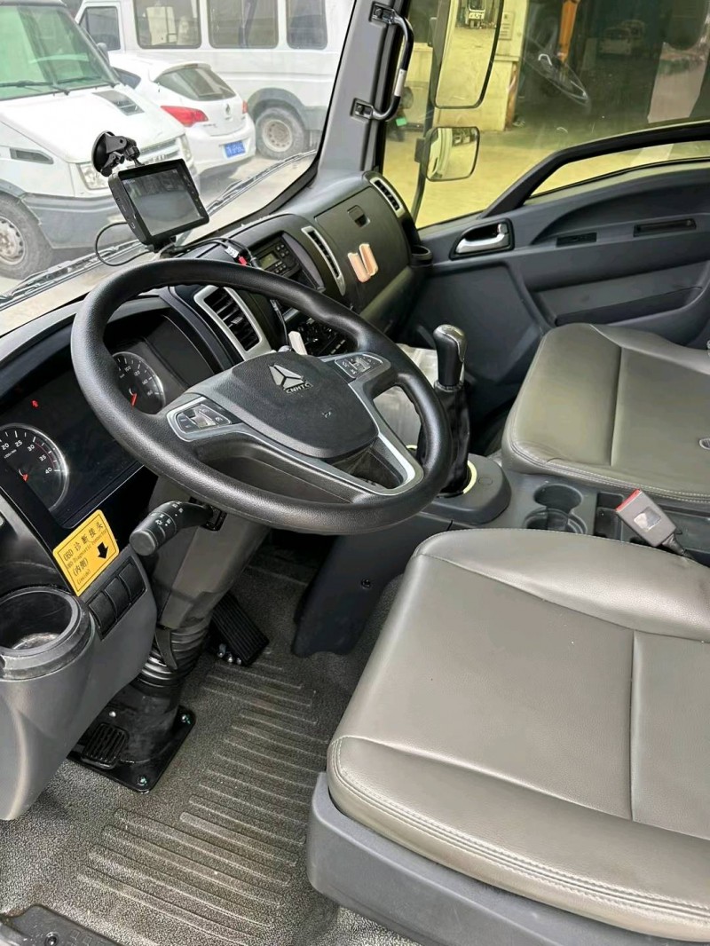 盐城22年卡车系列重汽豪沃7