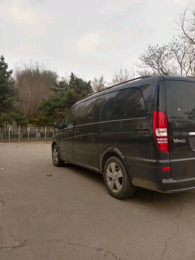 邯郸14年奔驰唯雅诺3