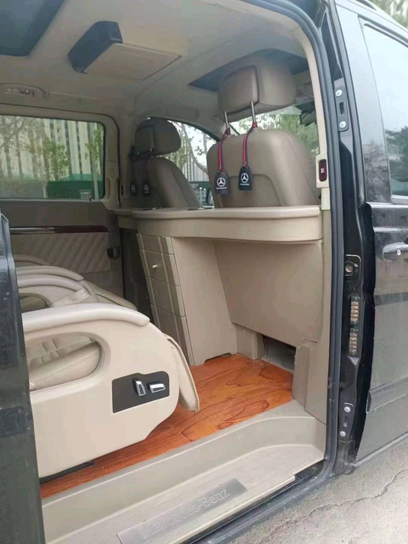 邯郸14年奔驰唯雅诺7