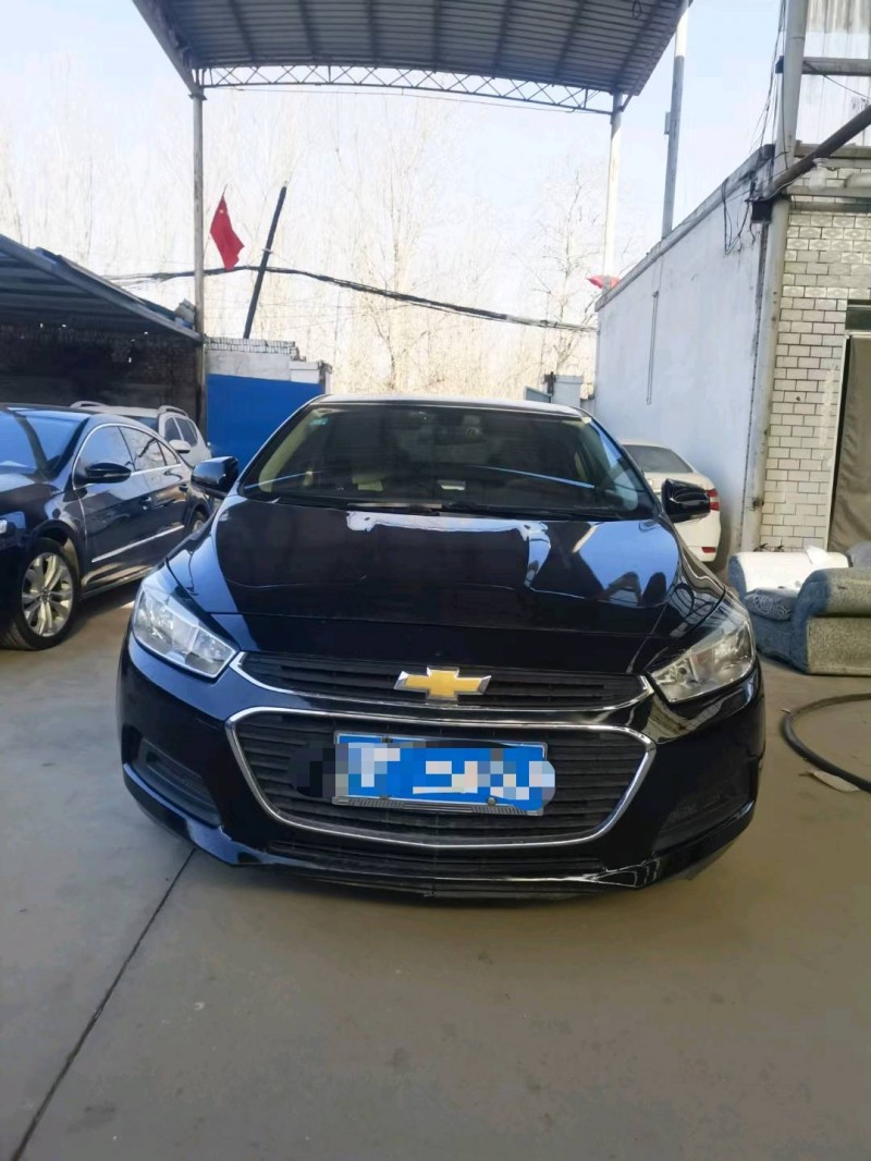 保定16年雪佛兰科鲁兹1