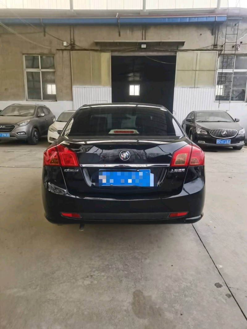 保定15年别克凯越9