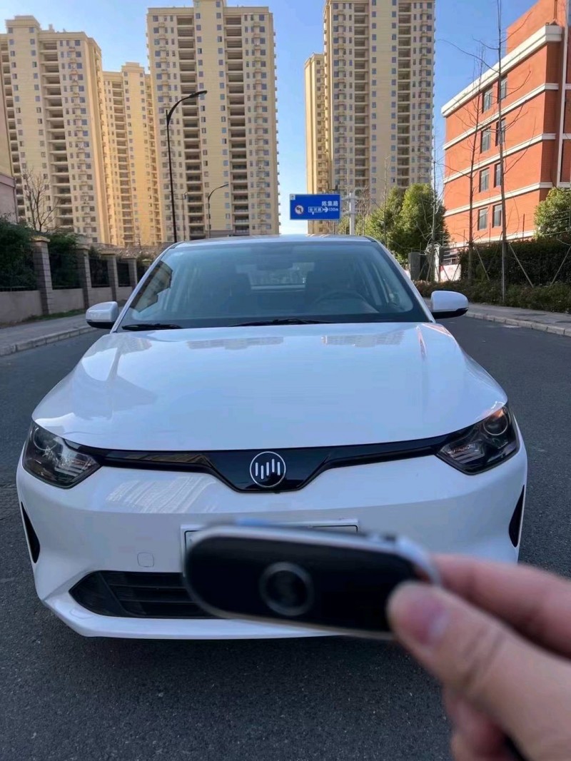 淮南22年威馬汽車E51