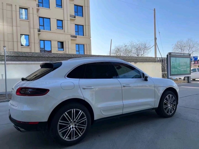 邯郸15年保时捷Macan9