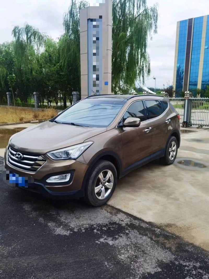 保定13年现代新胜达2