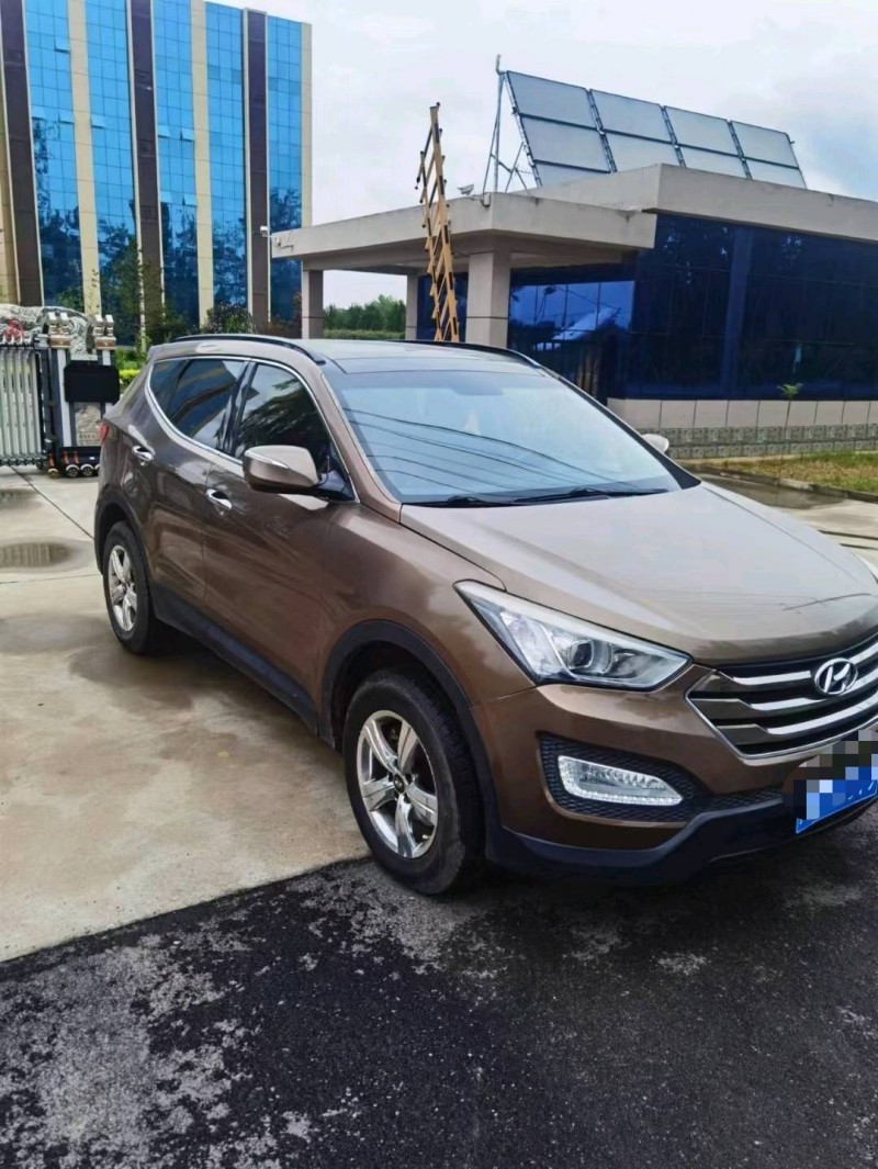 保定13年现代新胜达3