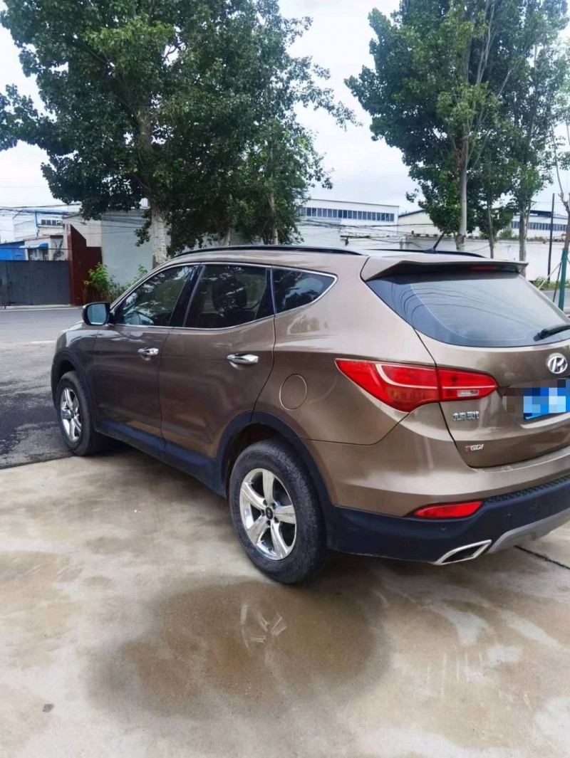 保定13年现代新胜达7