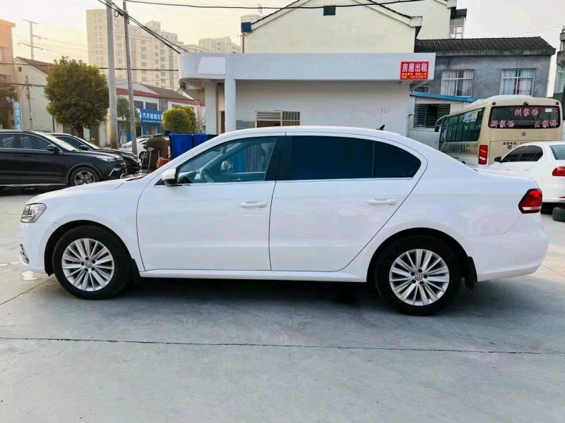 宜昌20年大众朗逸4