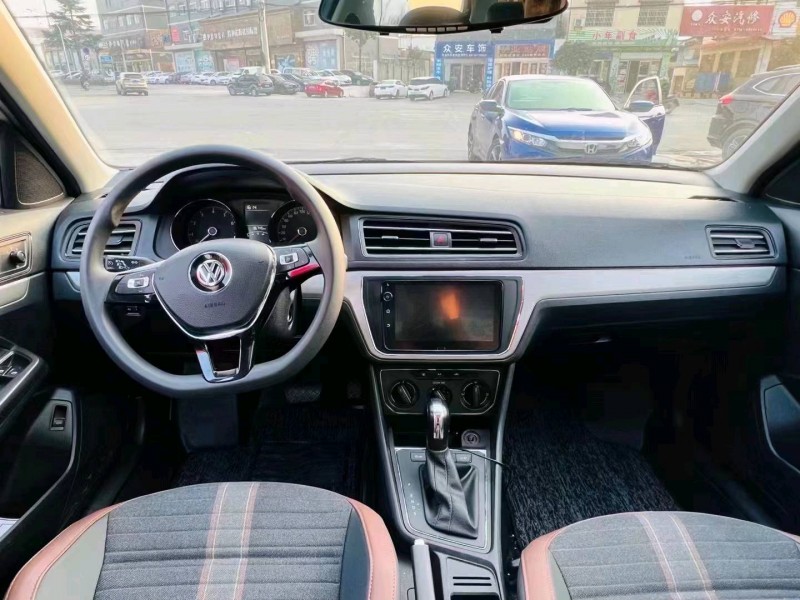 宜昌20年大众朗逸6