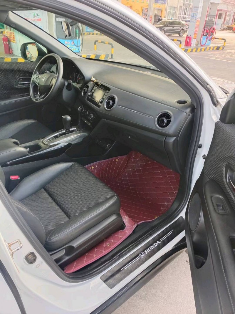 保定18年本田XRV5