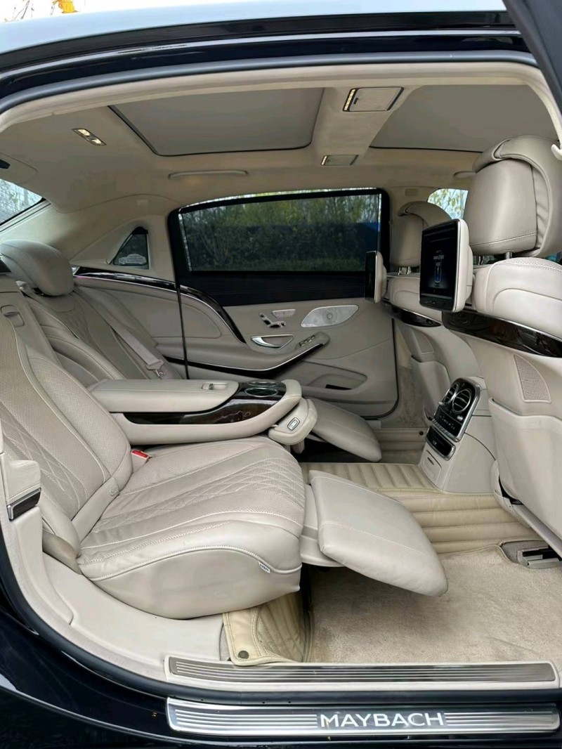 徐州16年奔驰迈巴赫S级6