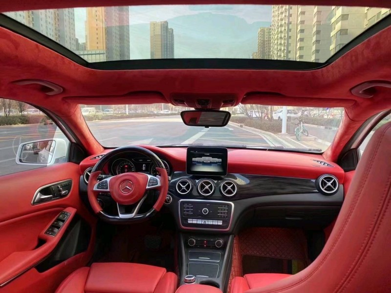 邯郸18年奔驰GLA4