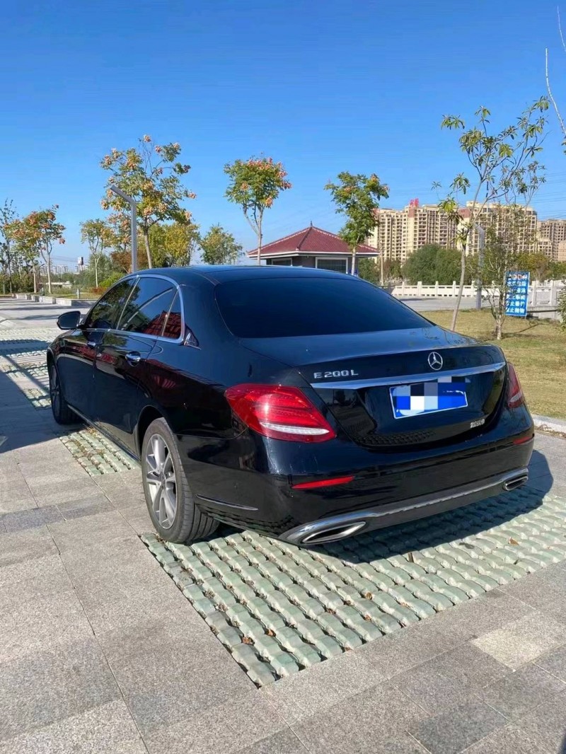徐州18年奔驰E8