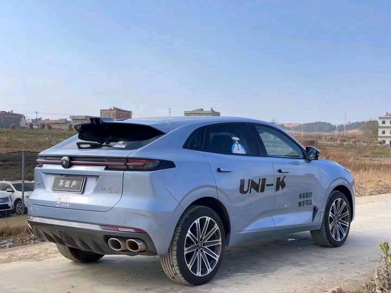 保山21年長安汽車UNI4