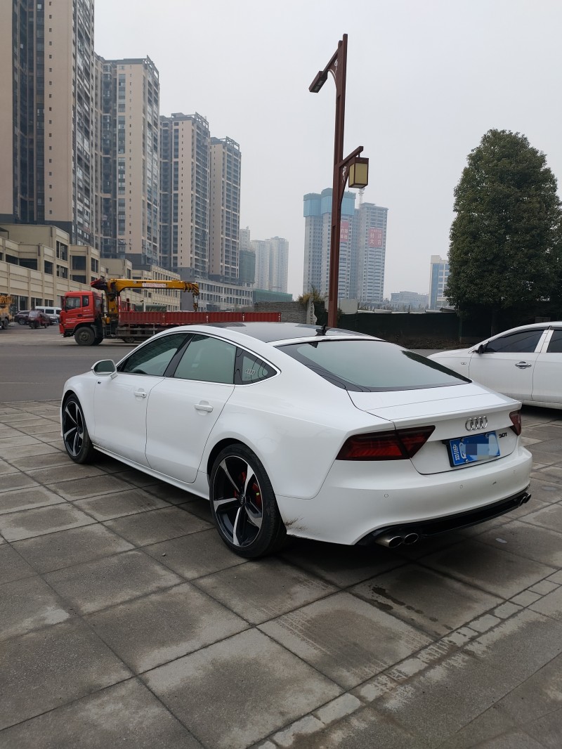 貴陽14年奧迪A7L6