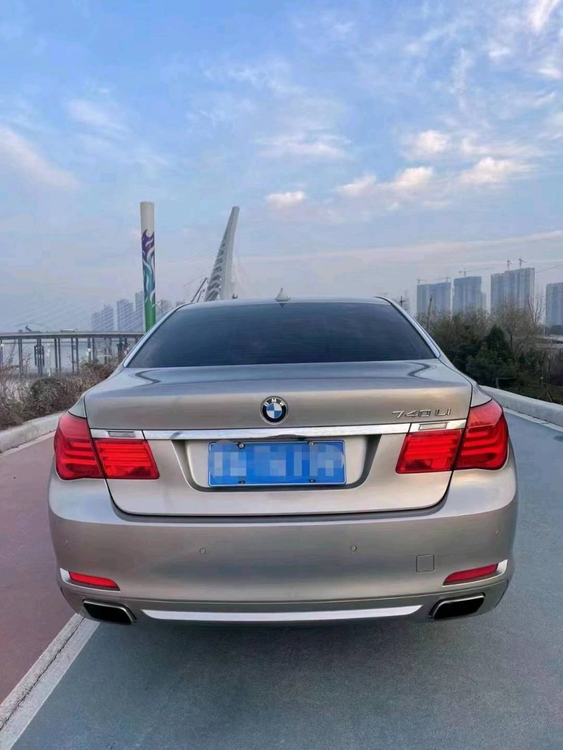 枣庄13年宝马7系1