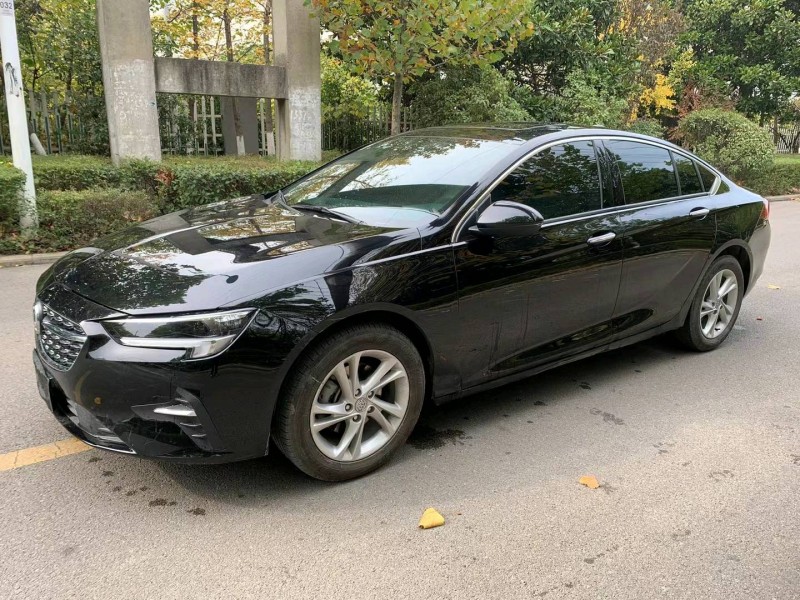 徐州21年别克君威3