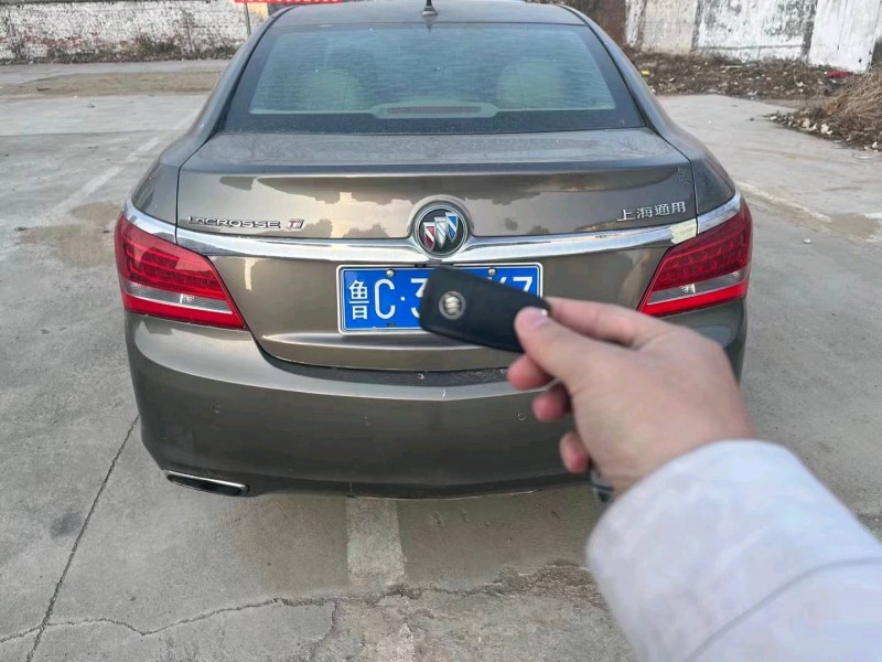 枣庄13年别克君越3