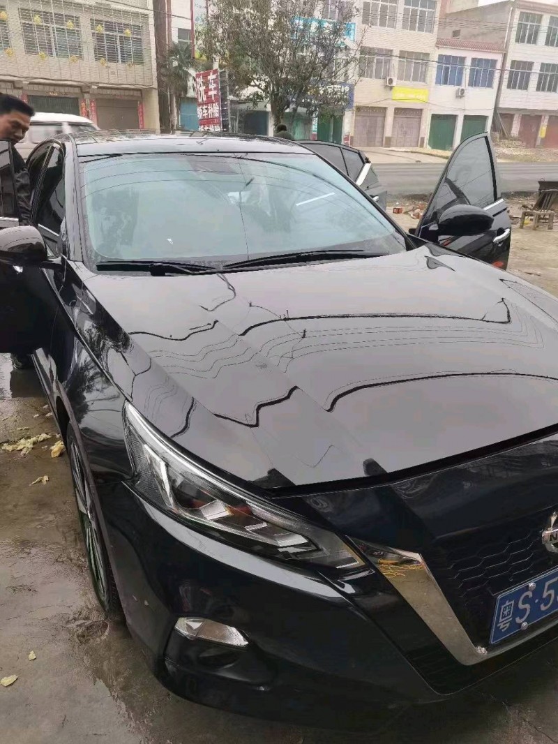 北京21年日产天籁5