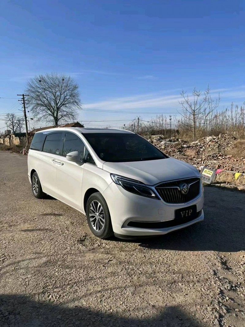 青岛17年别克GL88