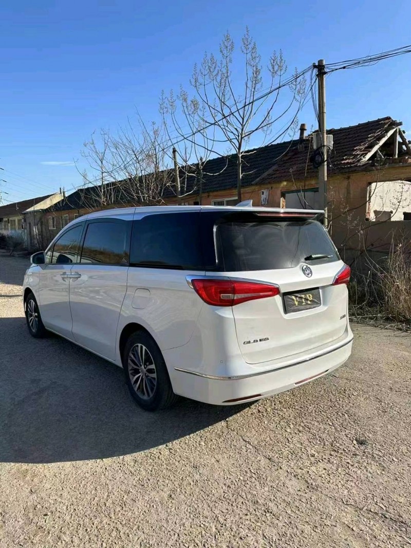 青岛17年别克GL85