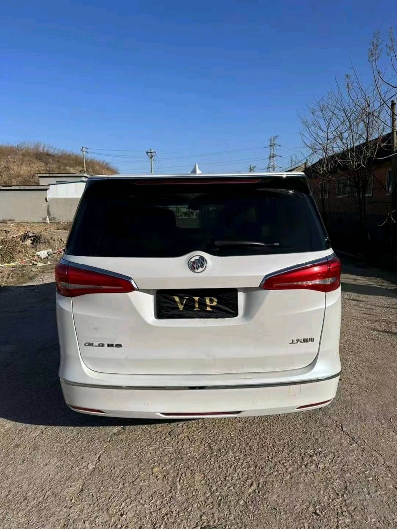 青岛17年别克GL81