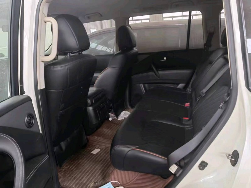 邯郸17年日产途乐4